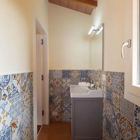 Semesterbostad Casa Melatina Toscanaonehh *